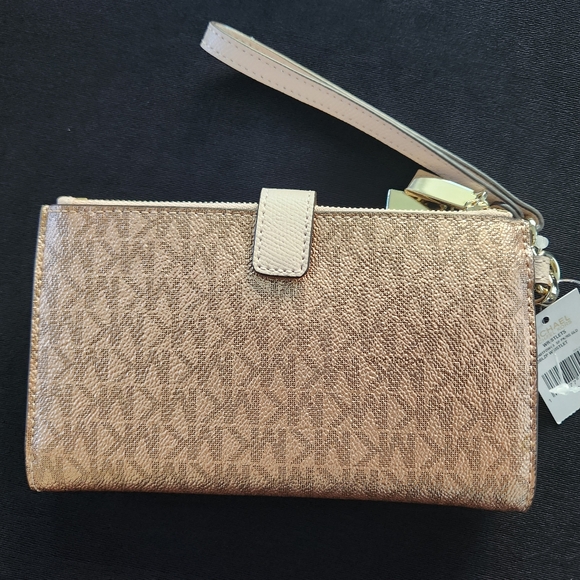 Michael Kors Metallic Rose Gold Wristlet - Picture 1 of 5